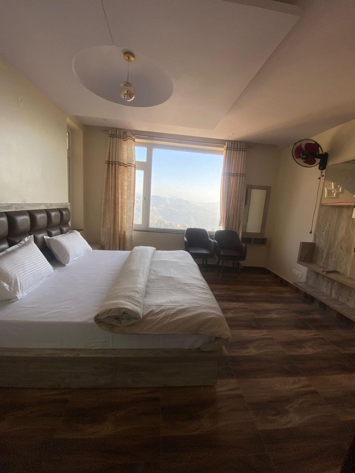 Harmony Heights Hotel Шимла Екстериор снимка